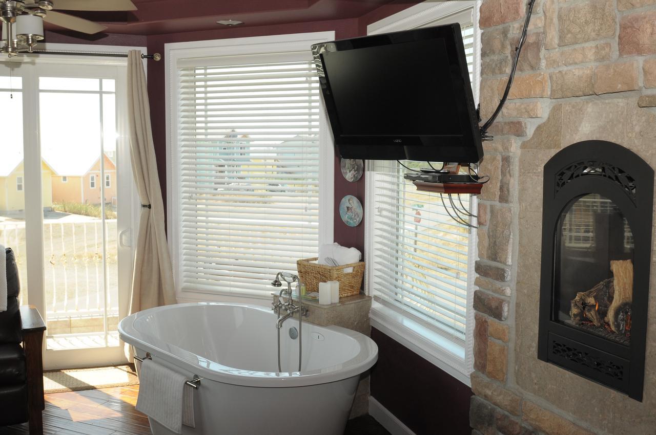 Collins Inn & Seaside Cottages (Adults Only) Ocean Shores Εξωτερικό φωτογραφία