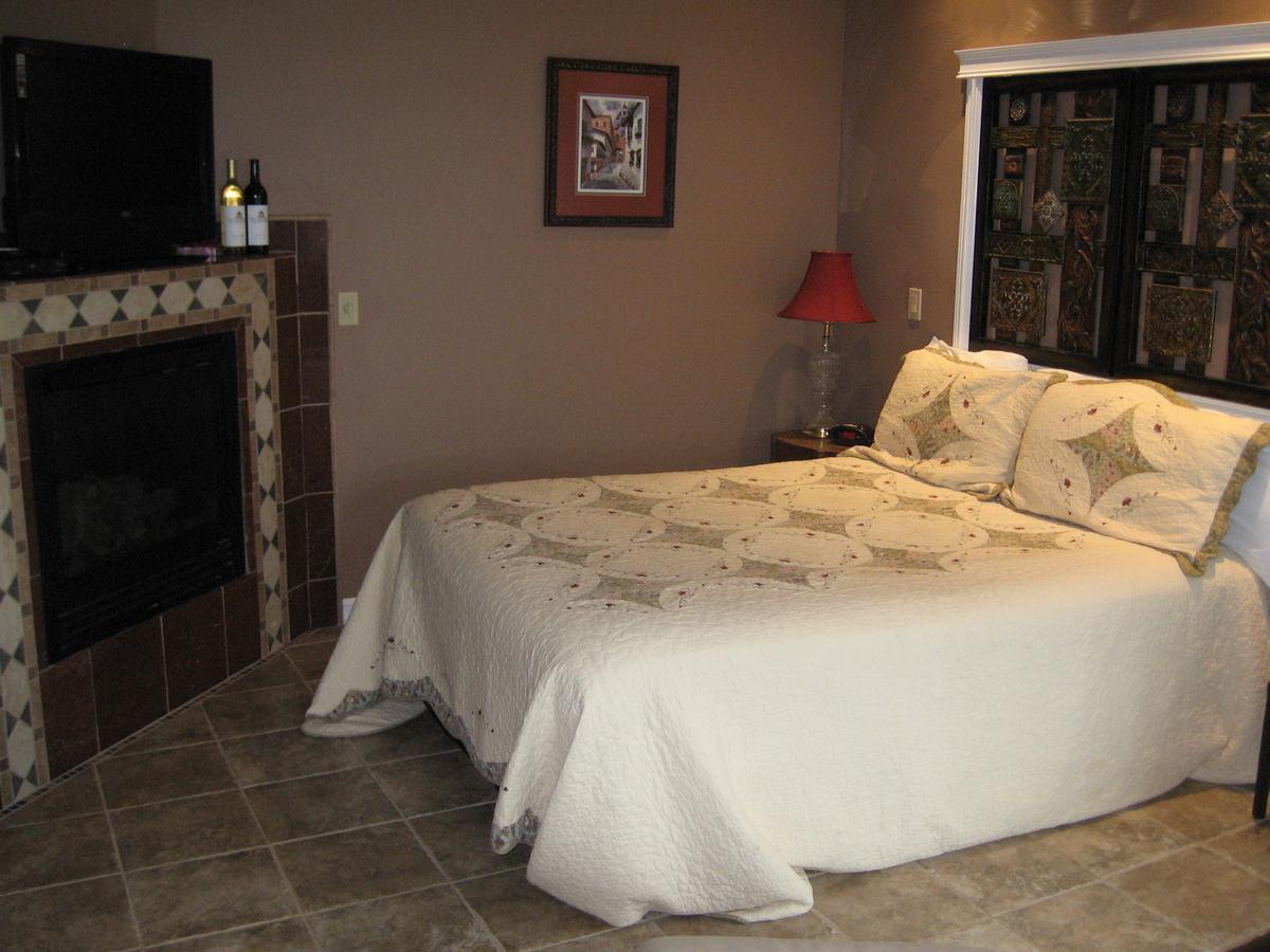 Collins Inn & Seaside Cottages (Adults Only) Ocean Shores Εξωτερικό φωτογραφία