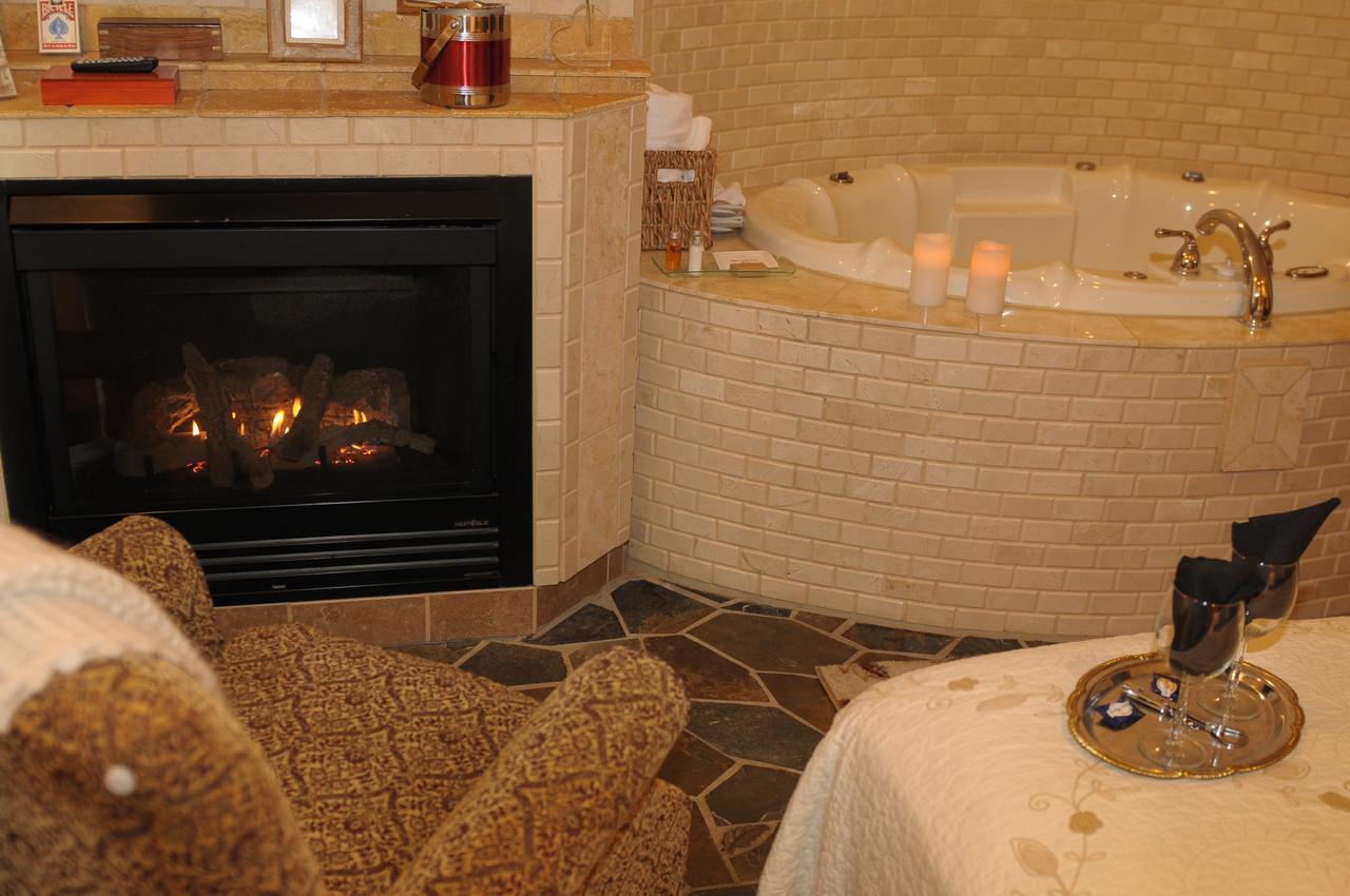 Collins Inn & Seaside Cottages (Adults Only) Ocean Shores Εξωτερικό φωτογραφία