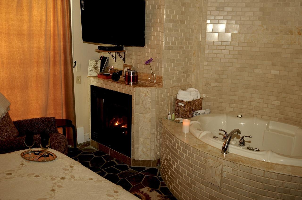Collins Inn & Seaside Cottages (Adults Only) Ocean Shores Εξωτερικό φωτογραφία