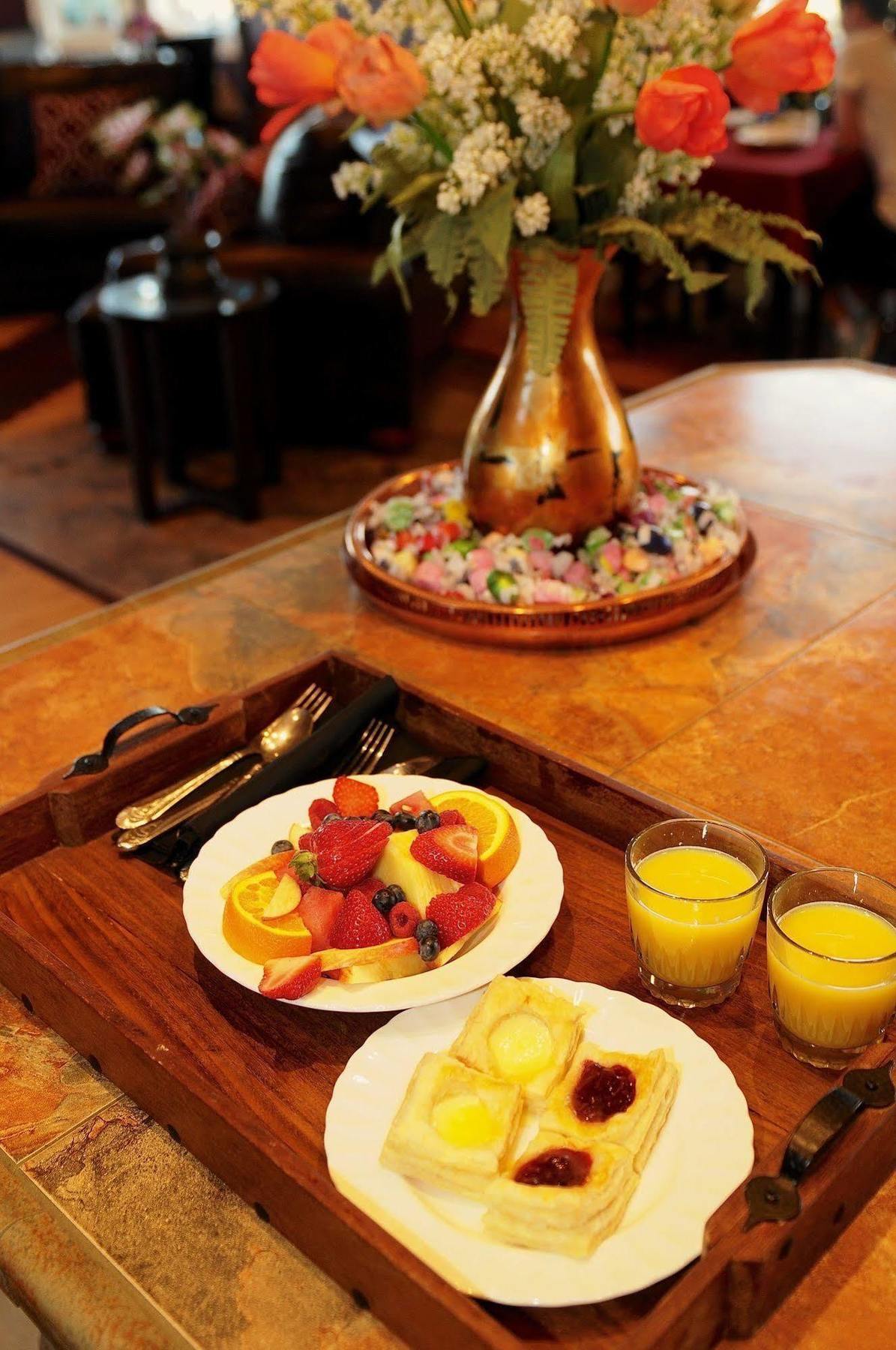 Collins Inn & Seaside Cottages (Adults Only) Ocean Shores Εξωτερικό φωτογραφία