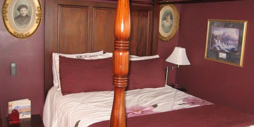 Collins Inn & Seaside Cottages (Adults Only) Ocean Shores Εξωτερικό φωτογραφία